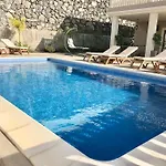 Vista Bella In Ruhiger Villengegend Mit Meerblick Βίλα *