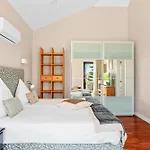 Vista Bella In Ruhiger Villengegend Mit Meerblick Βίλα