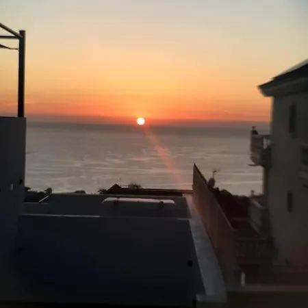 וילה Vista Bella In Ruhiger Villengegend Mit Meerblick אדחה