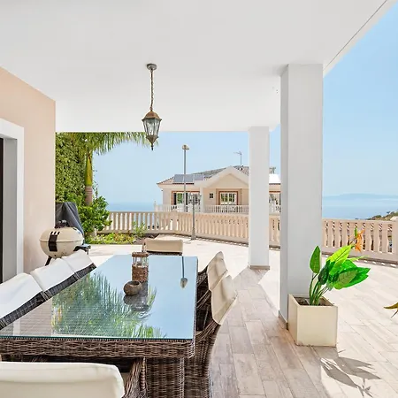 Vista Bella In Ruhiger Villengegend Mit Meerblick אדחה