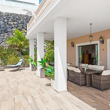 Villa Vista Bella In Ruhiger Villengegend Mit Meerblick *