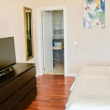 Villa Vista Bella In Ruhiger Villengegend Mit Meerblick *