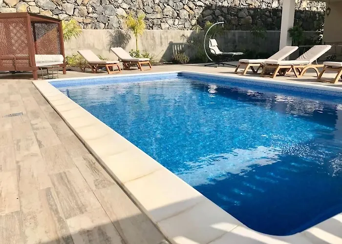 Vista Bella In Ruhiger Villengegend Mit Meerblick * Costa Adeje (Tenerife)