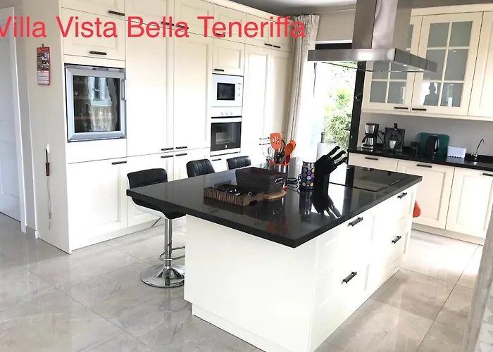 Vista Bella In Ruhiger Villengegend Mit Meerblick Costa Adeje (Tenerife)