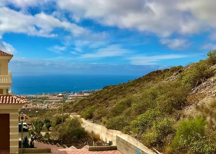 Vista Bella In Ruhiger Villengegend Mit Meerblick Βίλα *