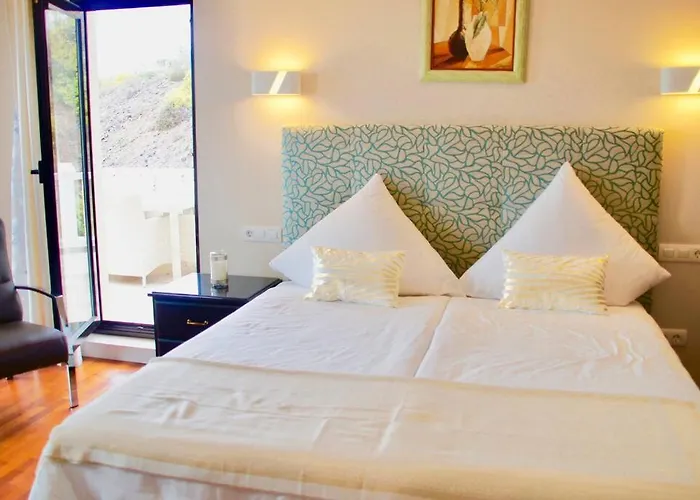 Vista Bella In Ruhiger Villengegend Mit Meerblick * Costa Adeje (Tenerife)