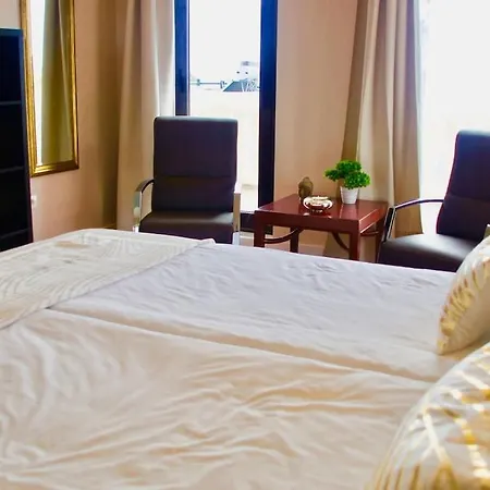 Vista Bella In Ruhiger Villengegend Mit Meerblick Villa *