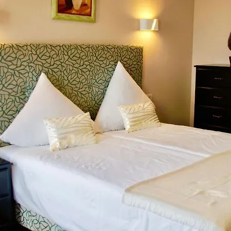 Villa Vista Bella In Ruhiger Villengegend Mit Meerblick