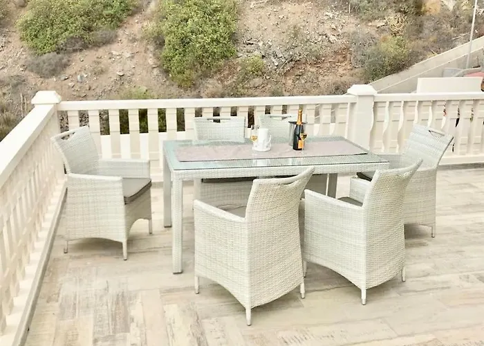 Willa Vista Bella In Ruhiger Villengegend Mit Meerblick Costa Adeje (Tenerife)