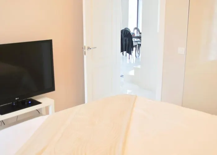 Willa Vista Bella In Ruhiger Villengegend Mit Meerblick *