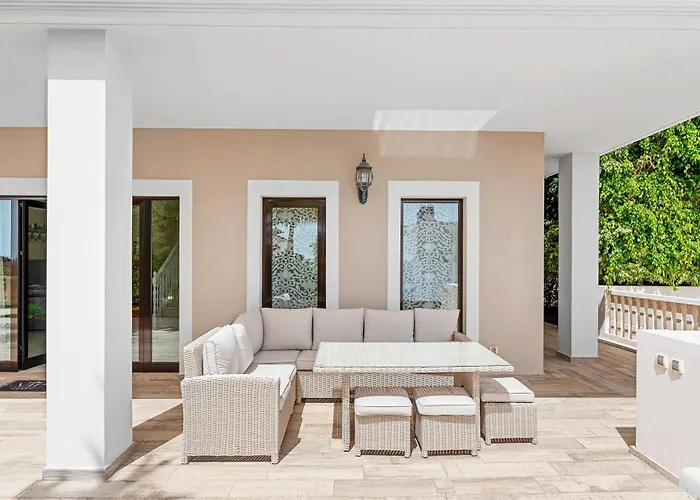 Willa Vista Bella In Ruhiger Villengegend Mit Meerblick Costa Adeje (Tenerife)